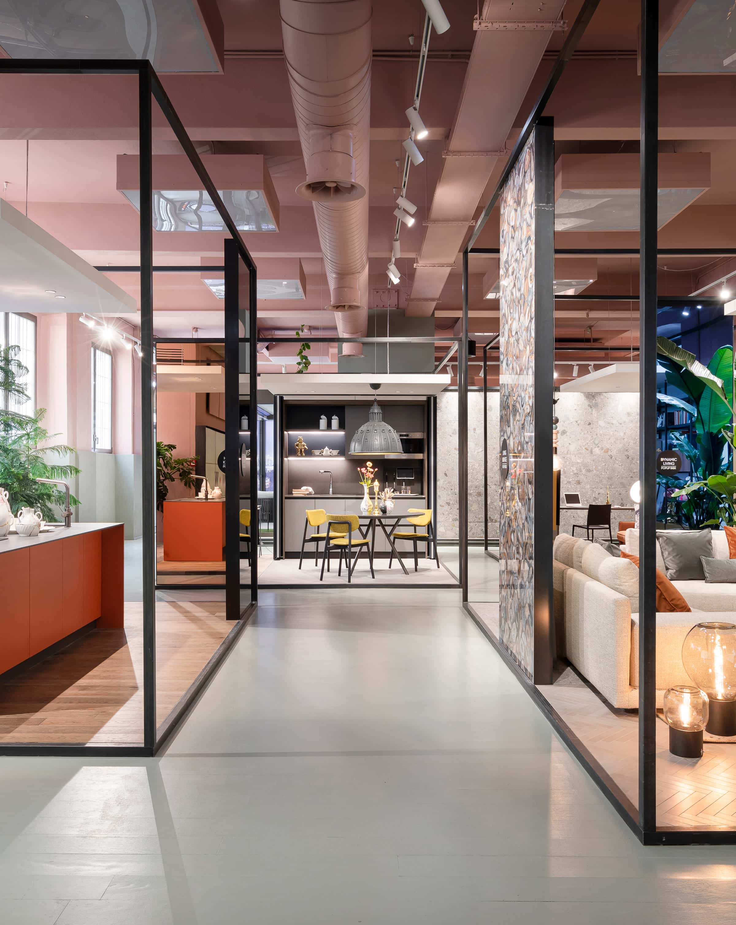 contractdistrictgroup-districthubs-livinwow